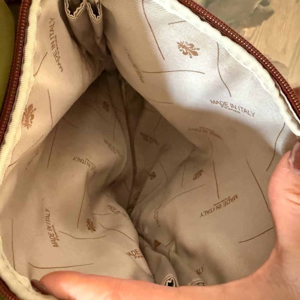 Genuine leather from Italy - Picture 9 of 12